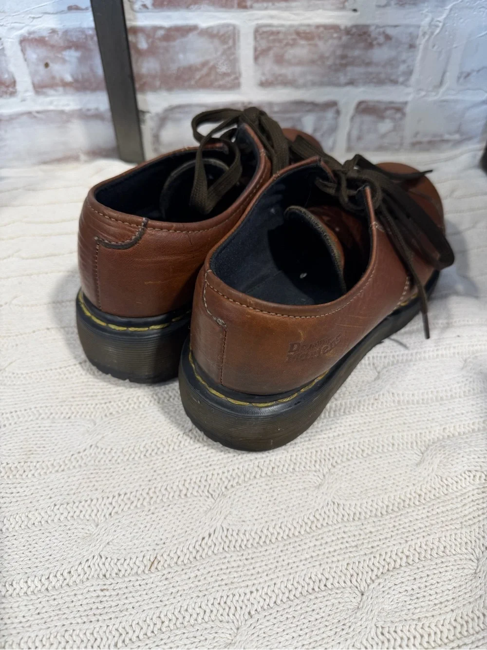 Peanut Brown Leather Dr Martens Lace-Up Oxfords with Black Sole men’s size 7